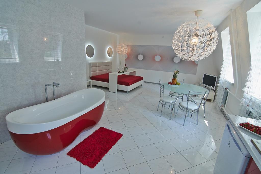 Dragomir Apartments Tscherkassy Zimmer foto